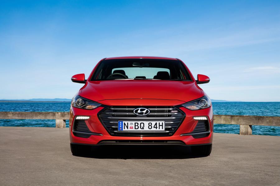  Hyundai Elantra SR Turbo 2016 года  (AU) (фото 17 из 31)